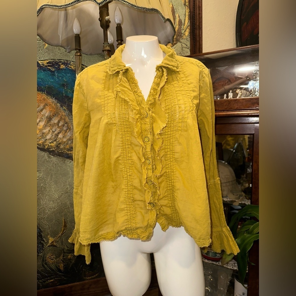 EUC  Free PeopleTops  Savannah Ruffle Button-up Shirt Ochre Earth light weight